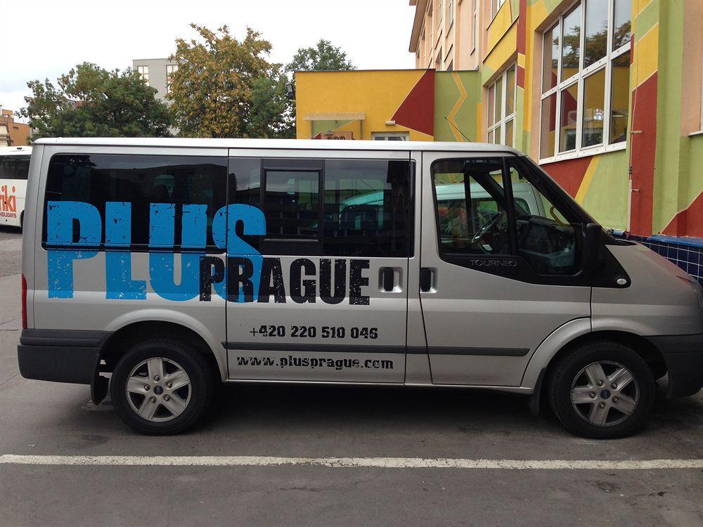 Plus Prague Hostal *